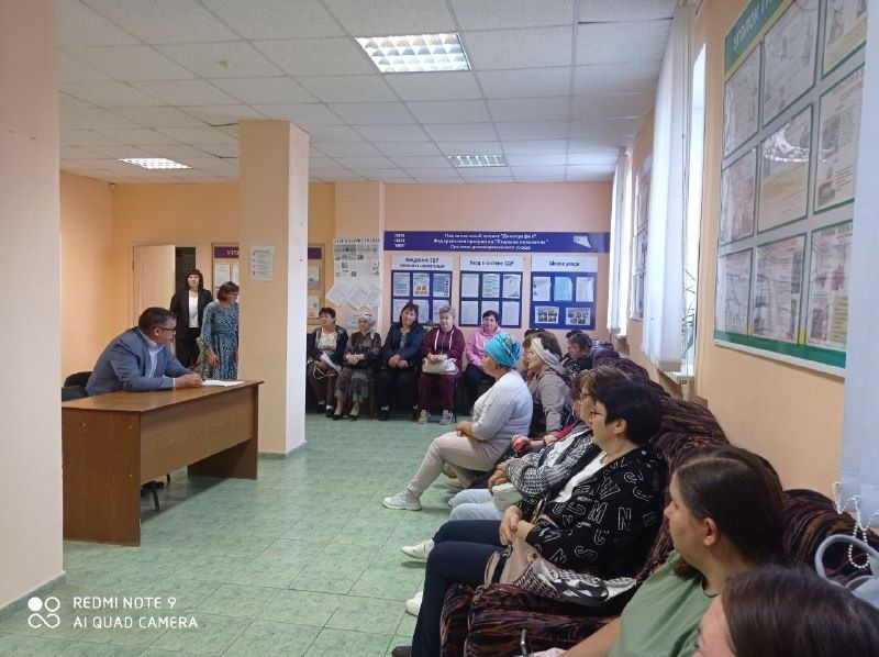 Азнакайда «Деменция белән авыручыларны карау» темасына лекция узды