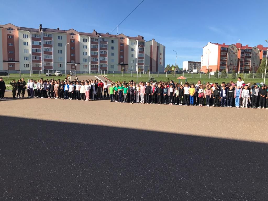 Более 600 учащихся в Азнакаевской школе №1 сдали нормативы ГТО