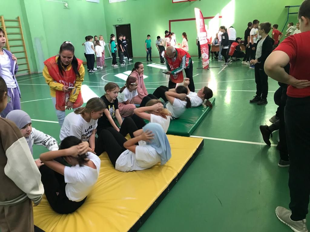 Более 600 учащихся в Азнакаевской школе №1 сдали нормативы ГТО