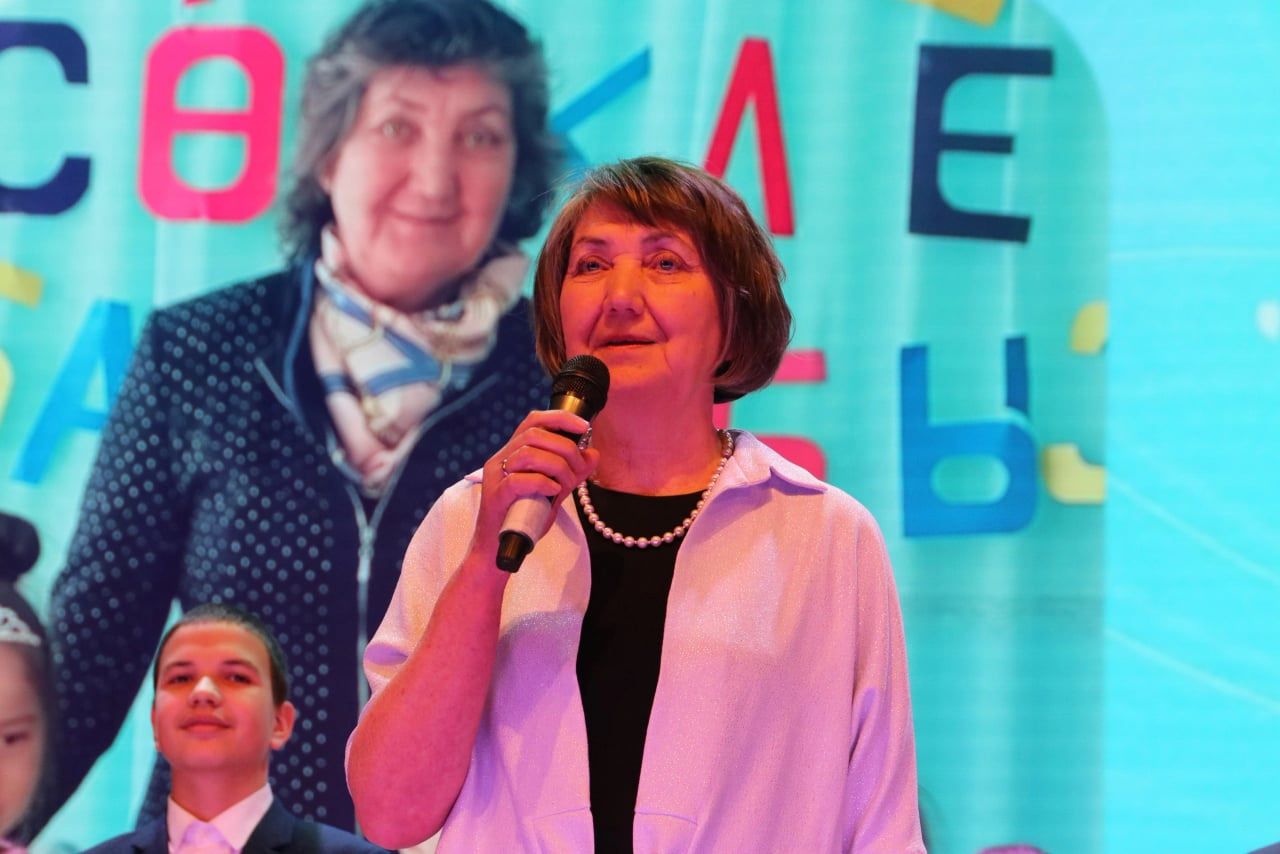 Успех азнакаевцев на зональном туре конкурса «Женщина года. Мужчина года: женский взгляд»