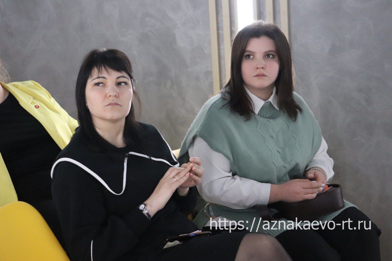 Азнакайда «Беренчеләр» берләште