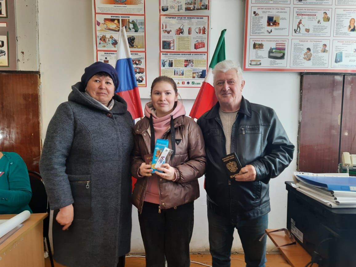 Татшуган авылында сайлау оешкан төстә бара