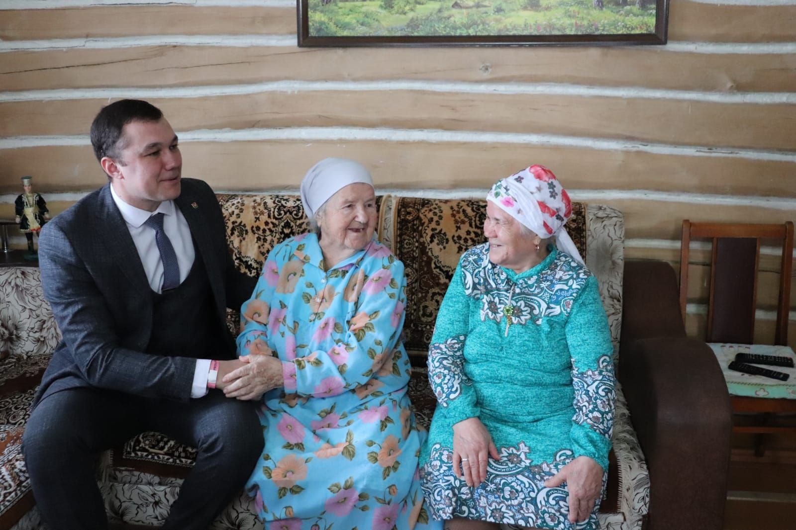 100-летняя Тагира Асанова из Азнакаево: “Я выбираю с пожеланиями благополучия стране”
