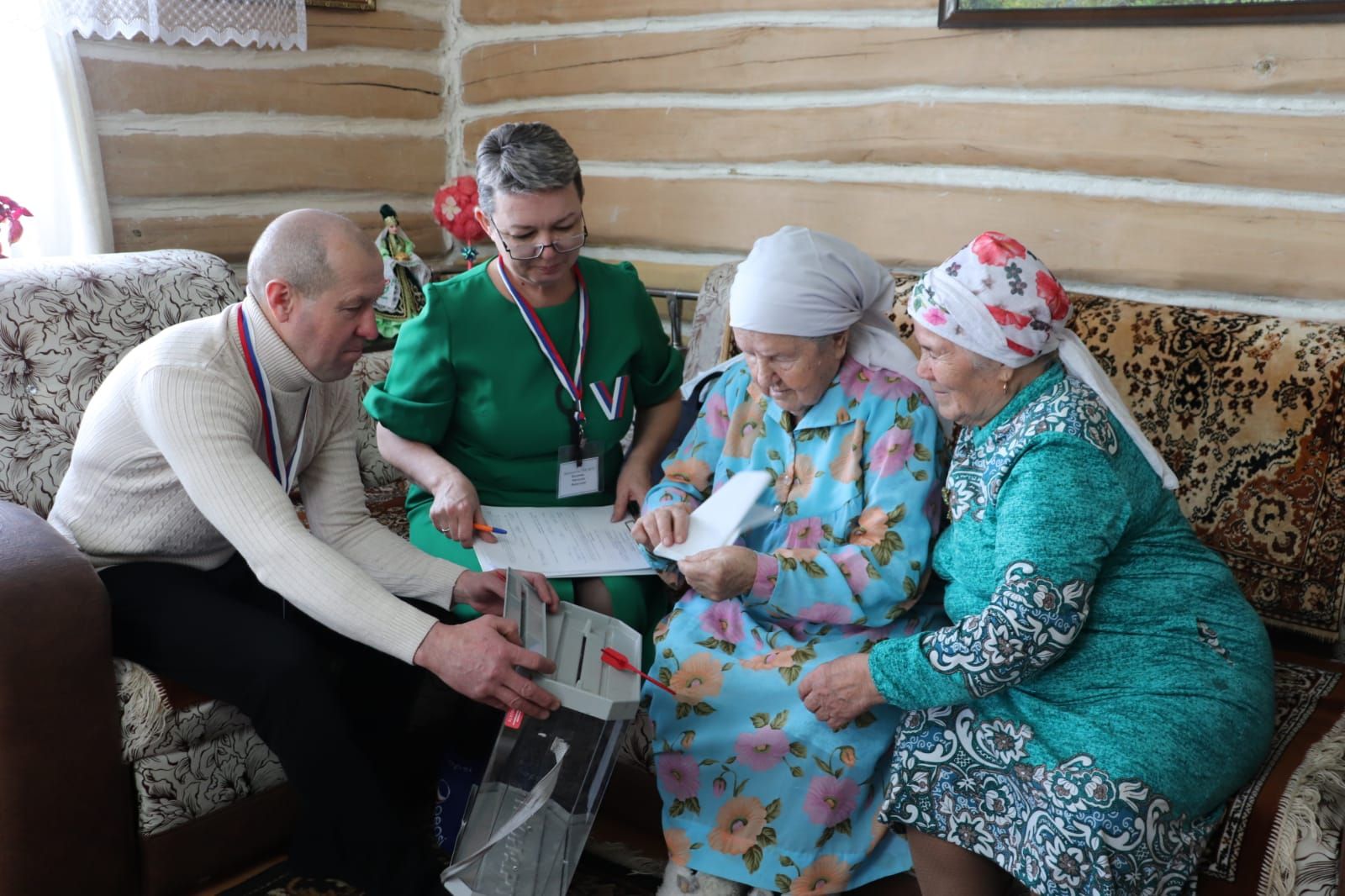 100-летняя Тагира Асанова из Азнакаево: “Я выбираю с пожеланиями благополучия стране”