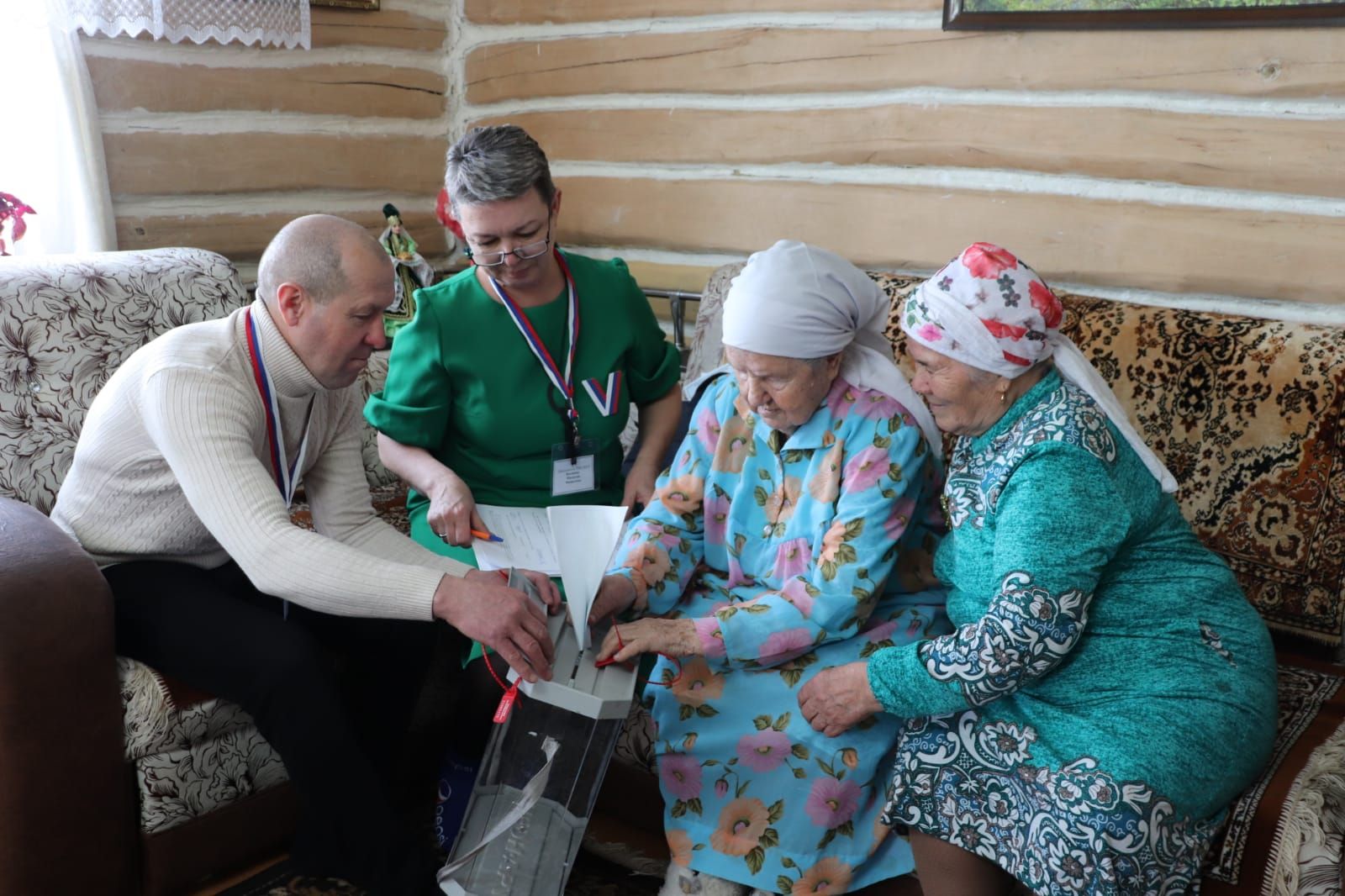 100-летняя Тагира Асанова из Азнакаево: “Я выбираю с пожеланиями благополучия стране”