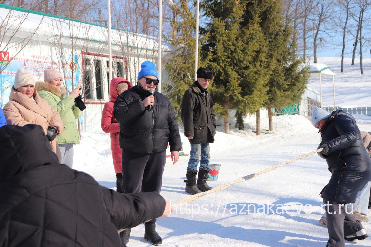 Азнакайда күңелле бәйге программасы үтте