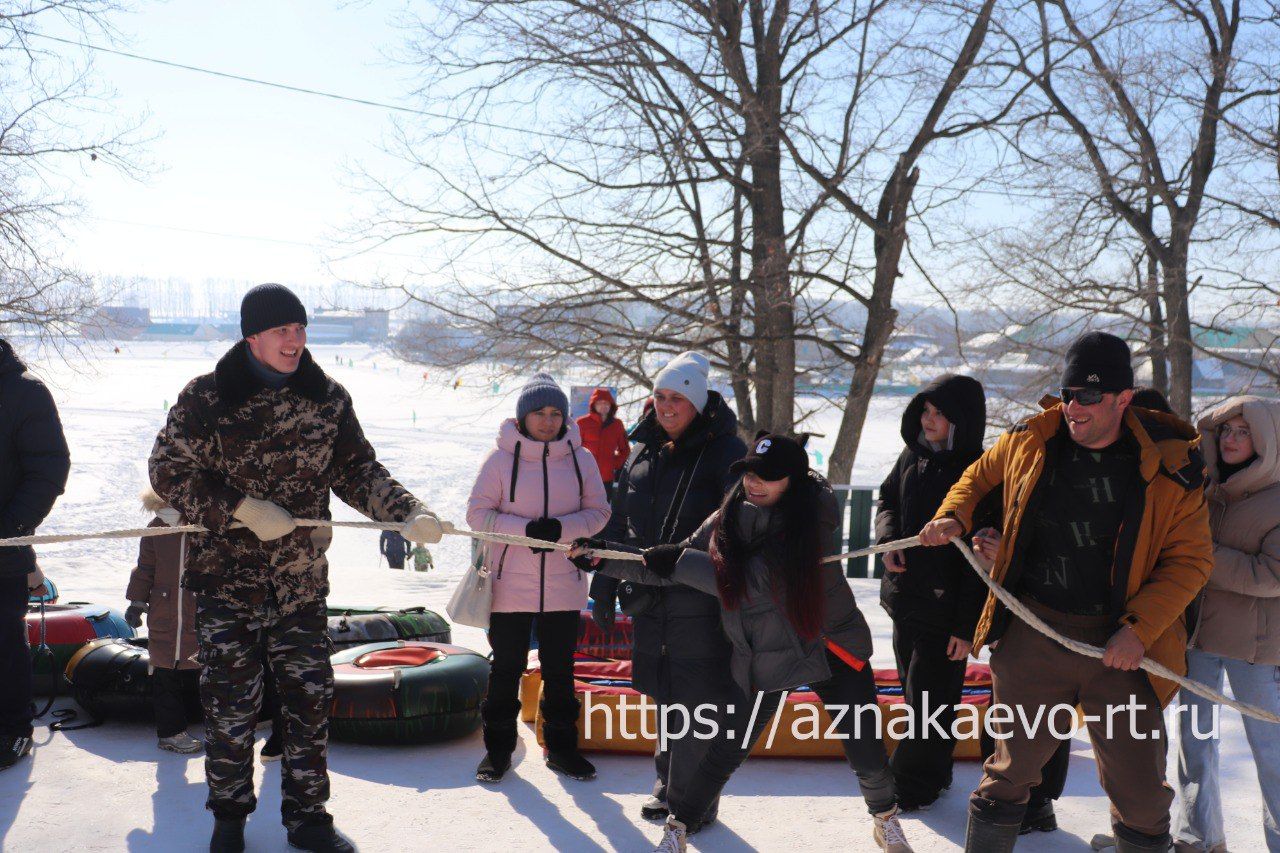 Азнакайда күңелле бәйге программасы үтте