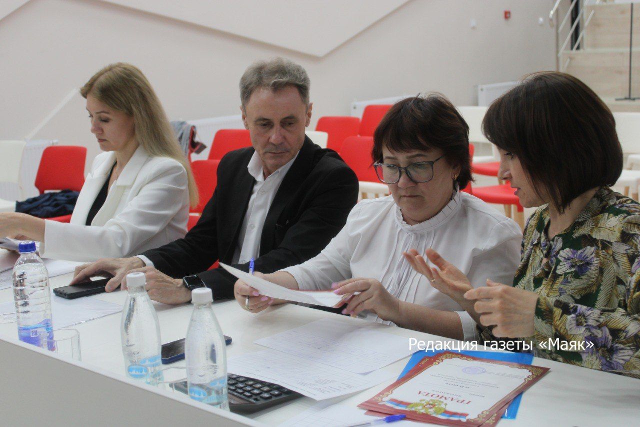 Азнакайда хезмәт саклау буенча күңелле уен үтте