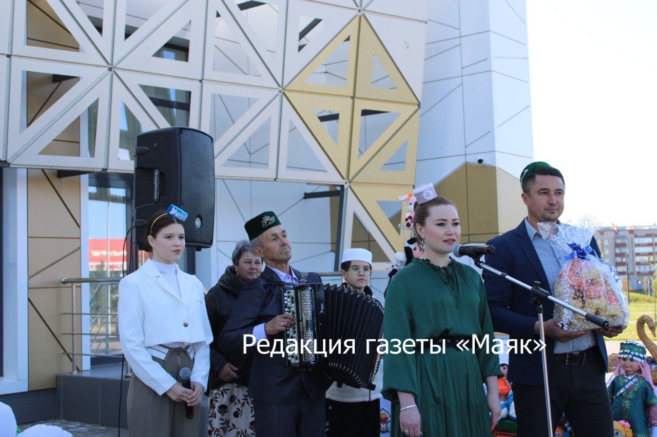 В Азнакаево ярко отметили Международный день семьи