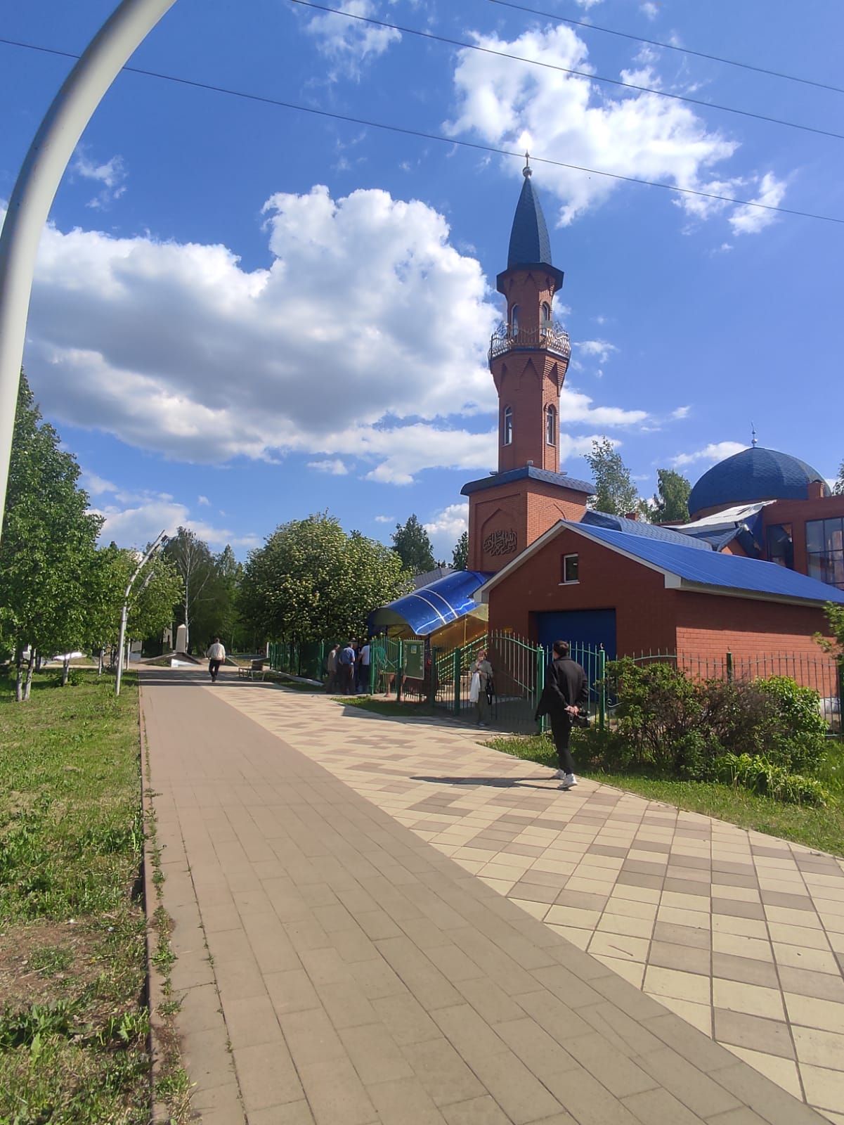 Руководители обсудили вопросы благоустройства Голубой мечети в городе Азнакаево