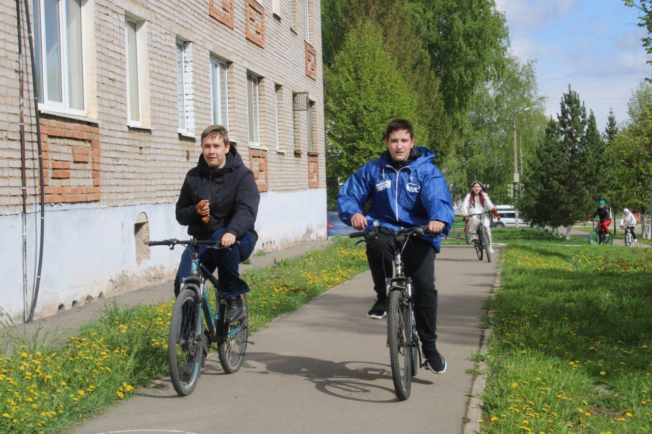 В Азнакаево прошел велопробег в честь 79-летия Великой Победы