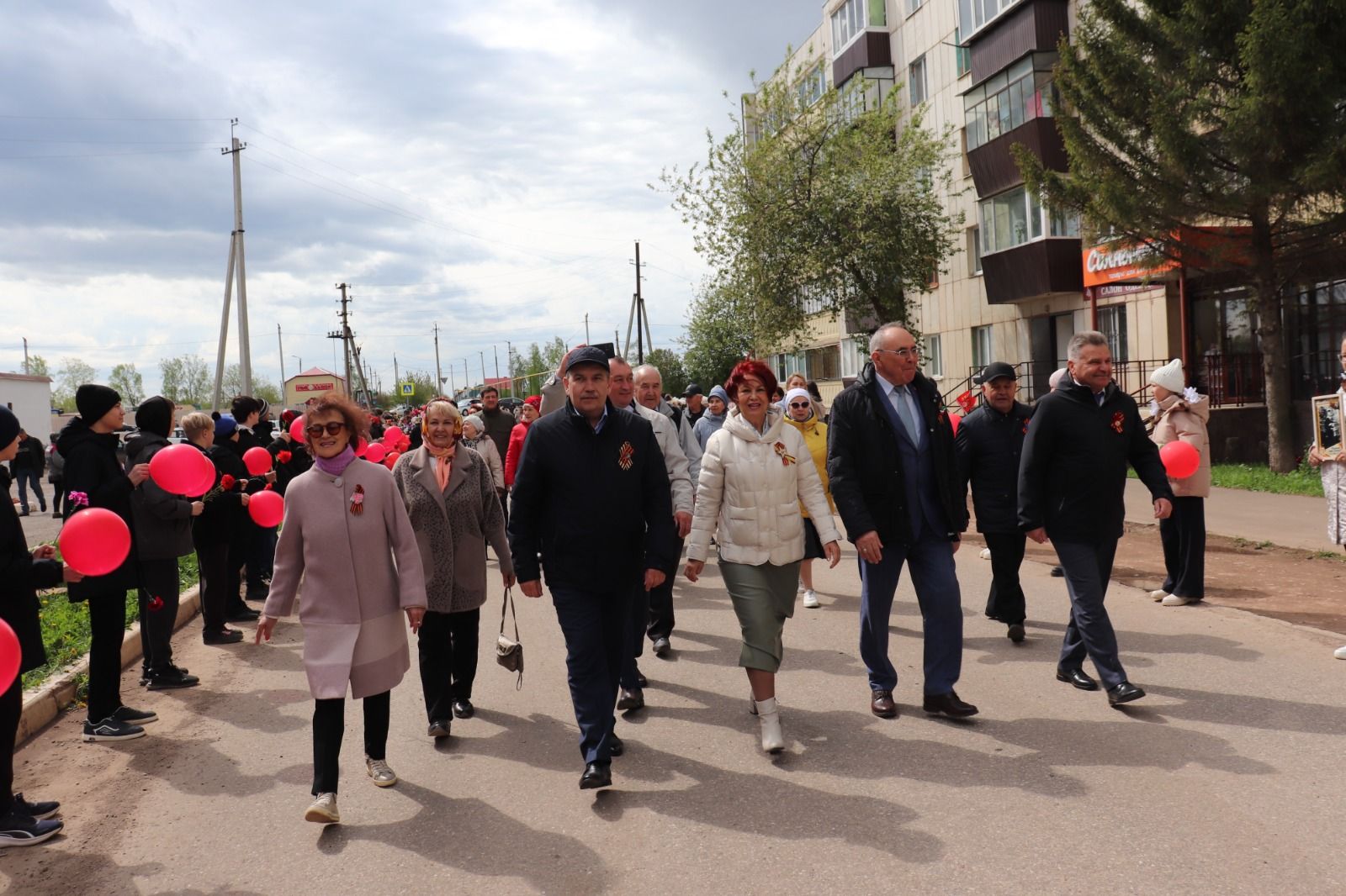 Азнакай районының Актүбә бистәсендә Җиңү көнен  бәйрәм иттеләр