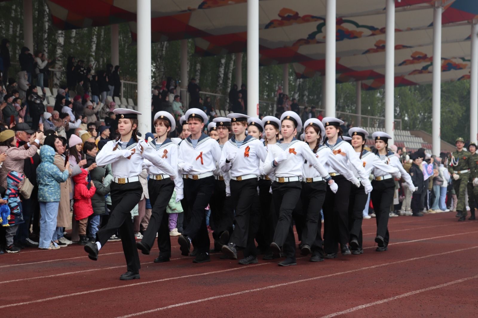 В Азнакаево празднуют День Победы