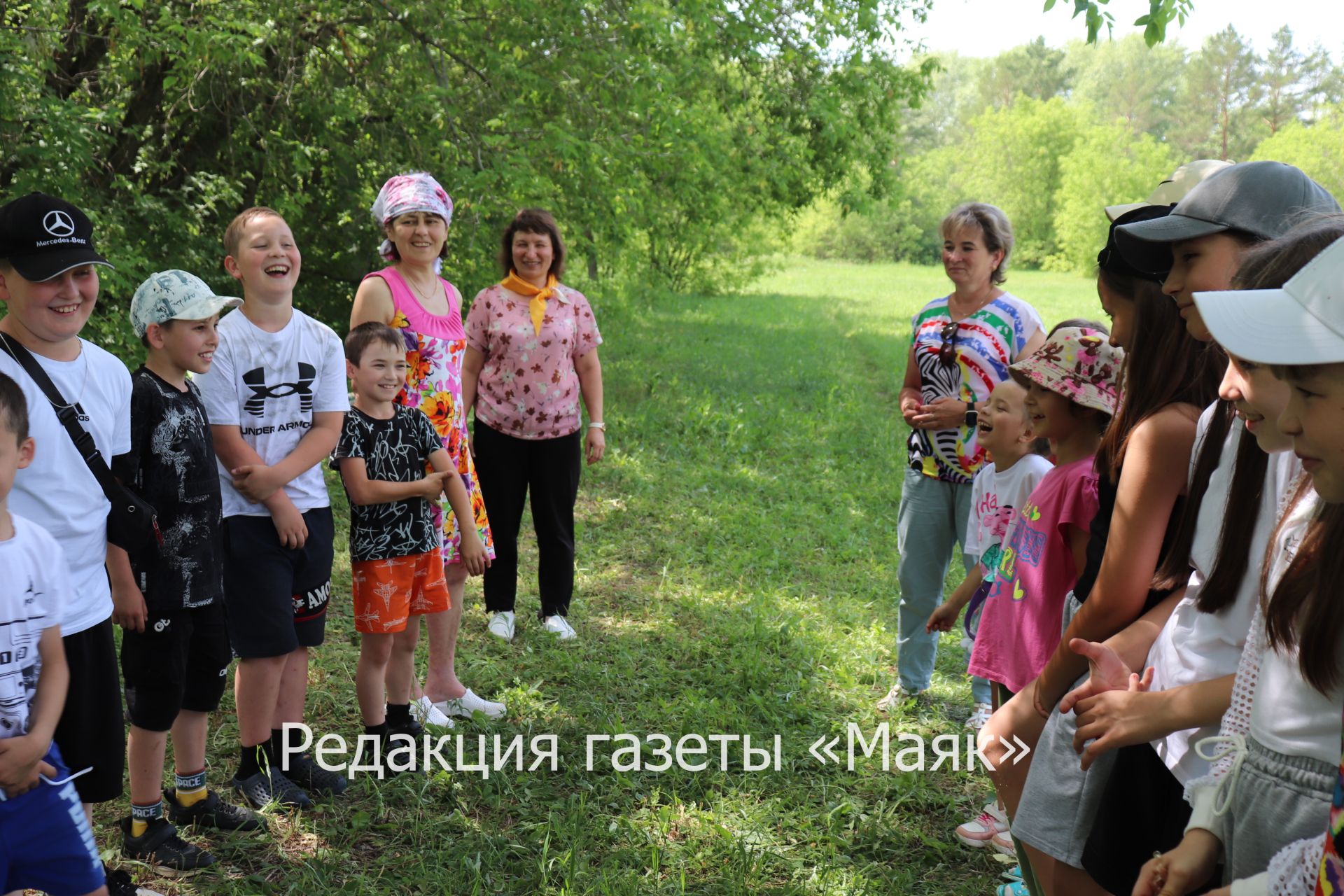 Азнакайда иҗтимагый совет лагерьларны йөреп чыкты