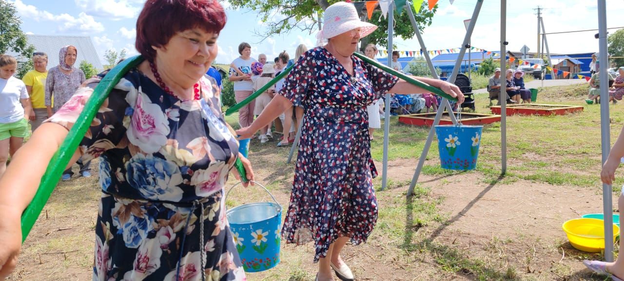 Азнакай районы Әгер авылында балалар өчен Сабан туе узды