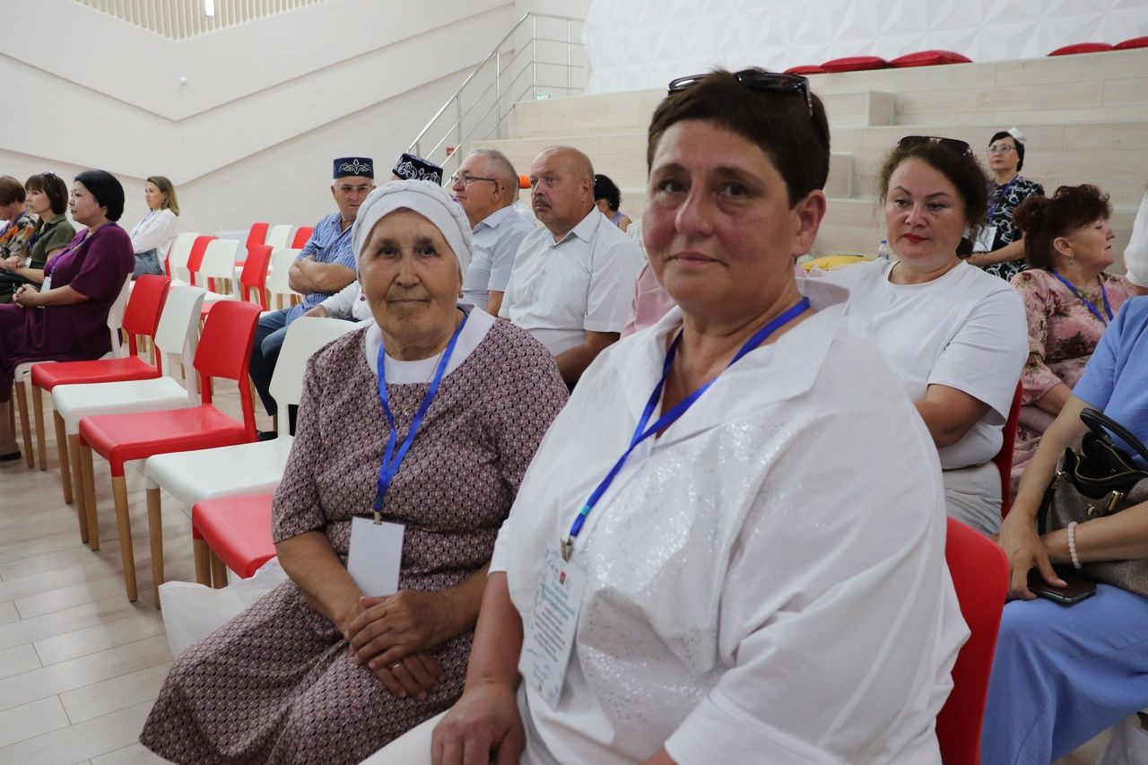 В Азнакаево прошла межрегиональная конференция с участием министра здравоохранения РТ