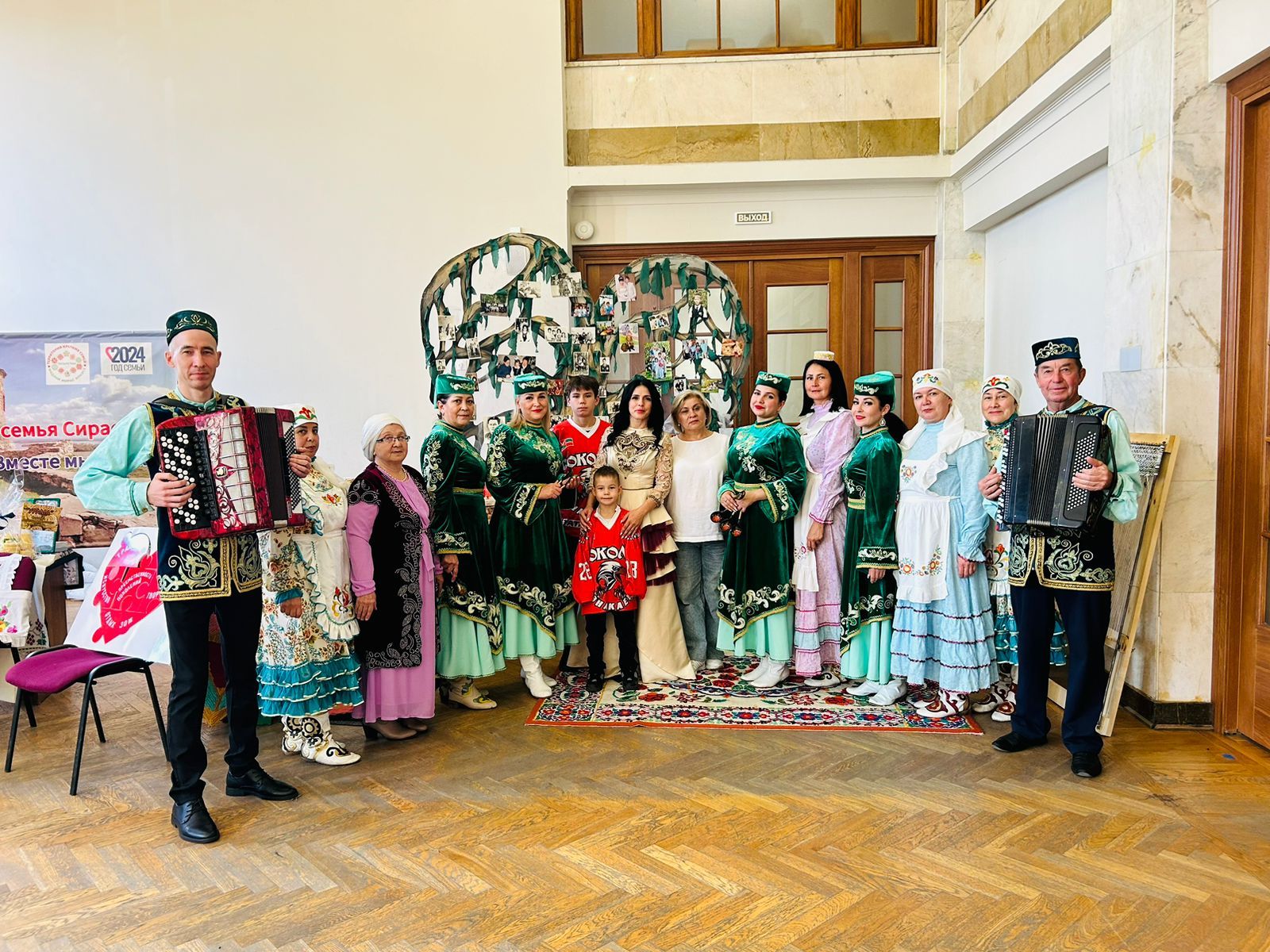 Азнакайдан Исламовлар гаиләсе “Нечкәбил” бәйгесенең ярымфиналында катнашты