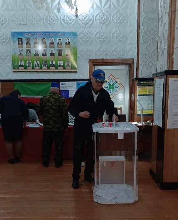 Среди первых в селе Агерзе проголосовали ветераны