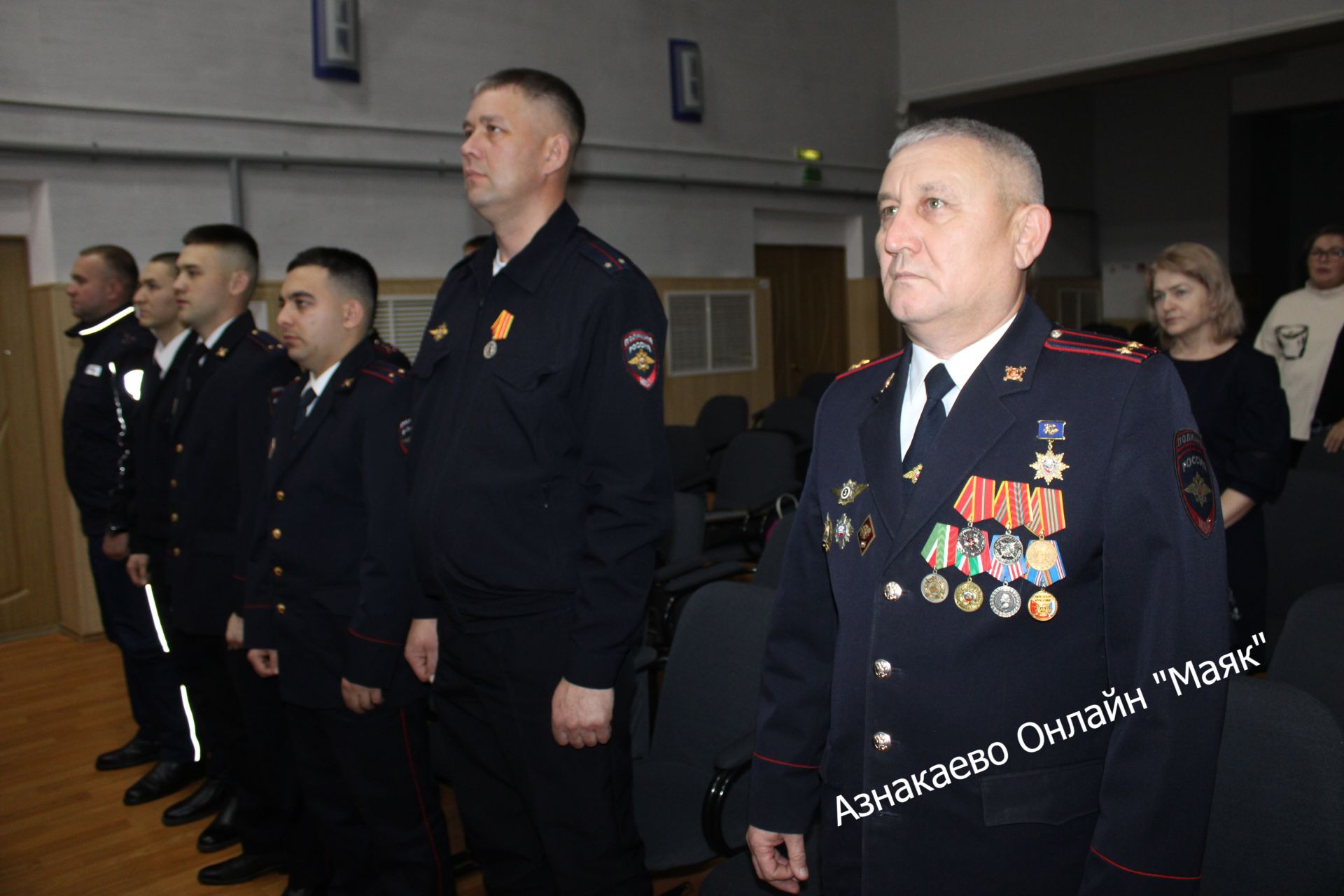 Азнакайда полиция хезмәткәрләрен хөрмәтләделәр