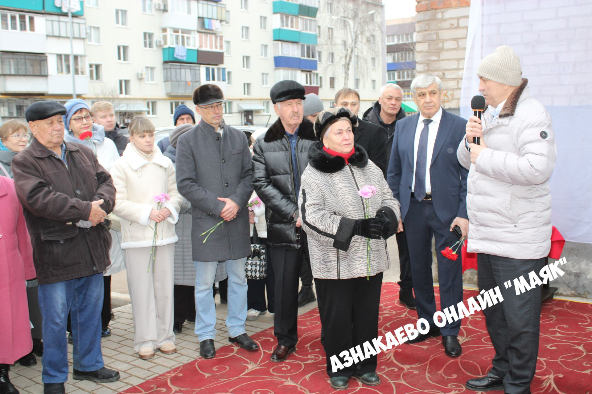 Азнакайда Владимир Кротов истәлегенә мемориаль такта ачылды