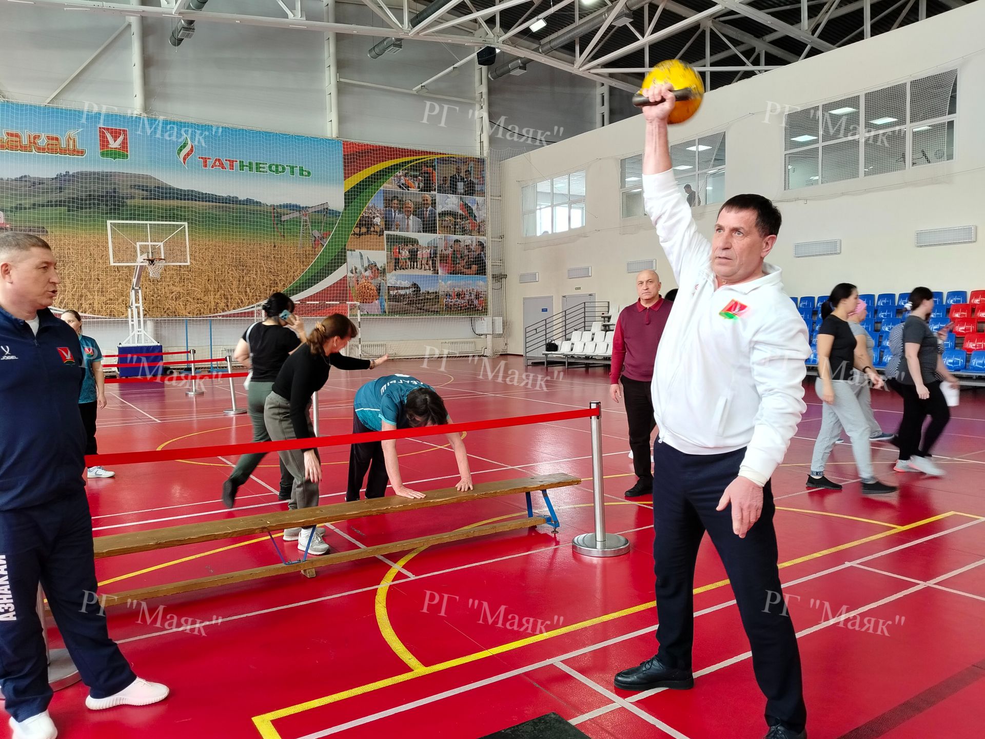 В Азнакаево прошел спортивный фестиваль, посвященный сдаче нормативов ГТО