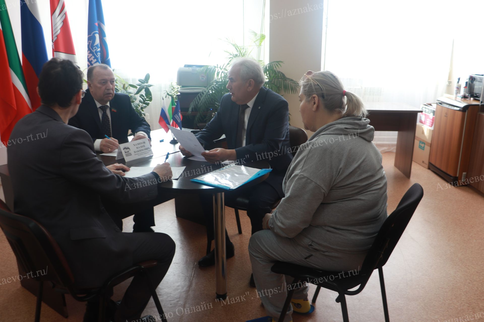 Депутат кабул итте