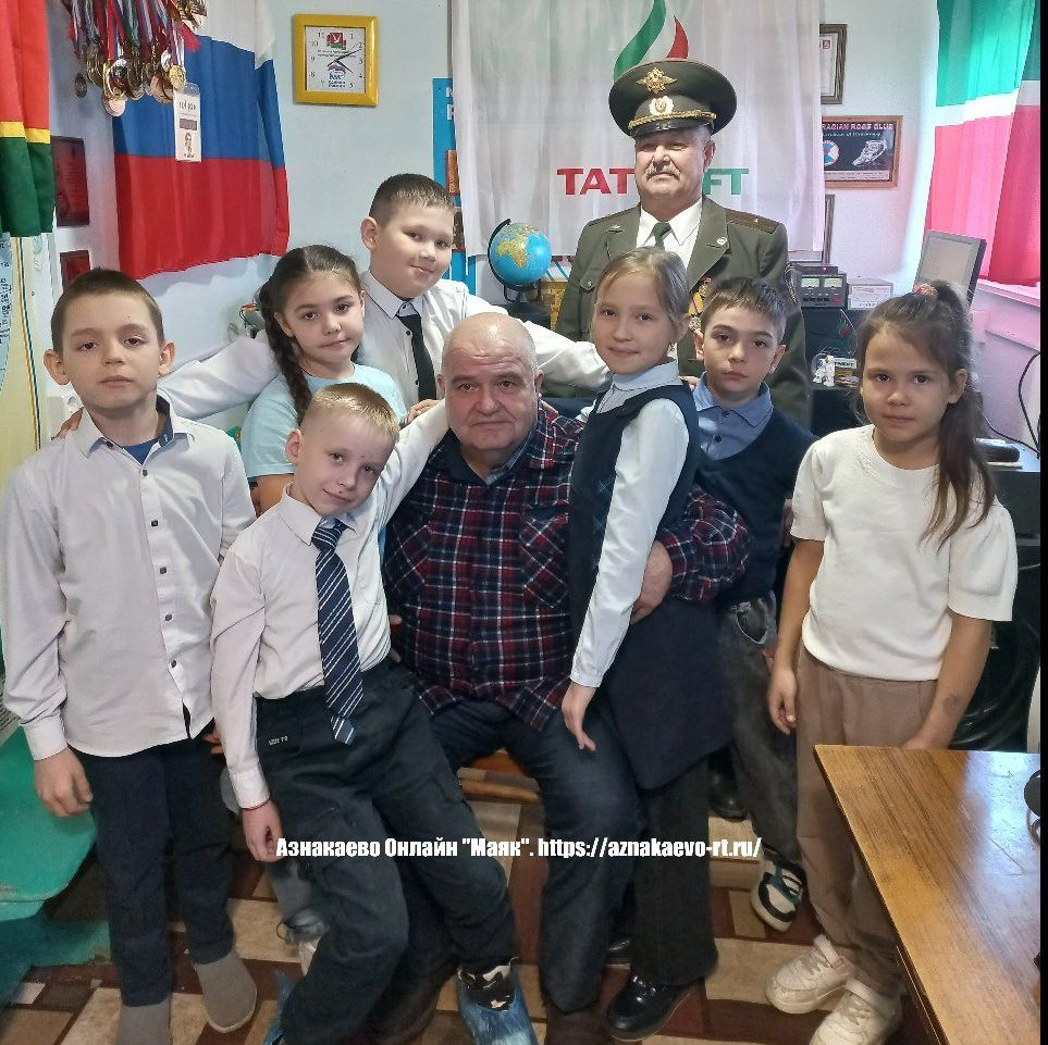 МКС на связи! Юные радисты Азнакаево провели сеанс с космонавтами