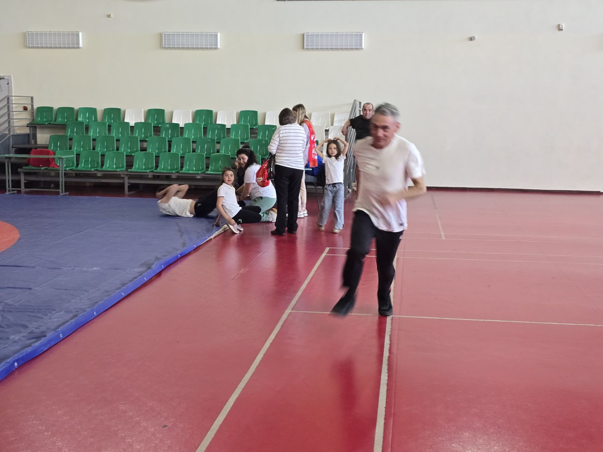 Азнакайда ГТО нормативларын гаилә белән тапшыралар