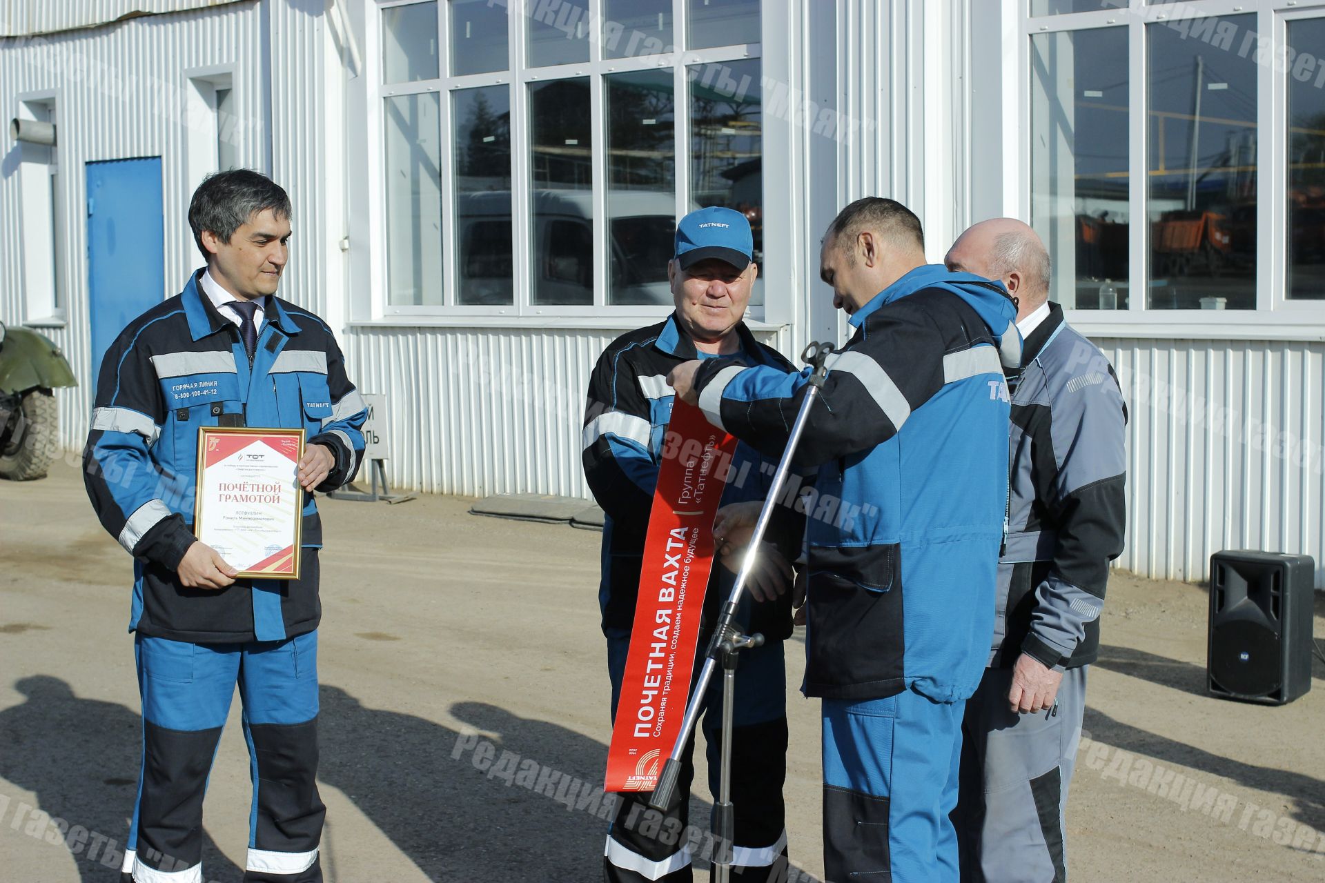 Азнакайда Машиналар парады булды