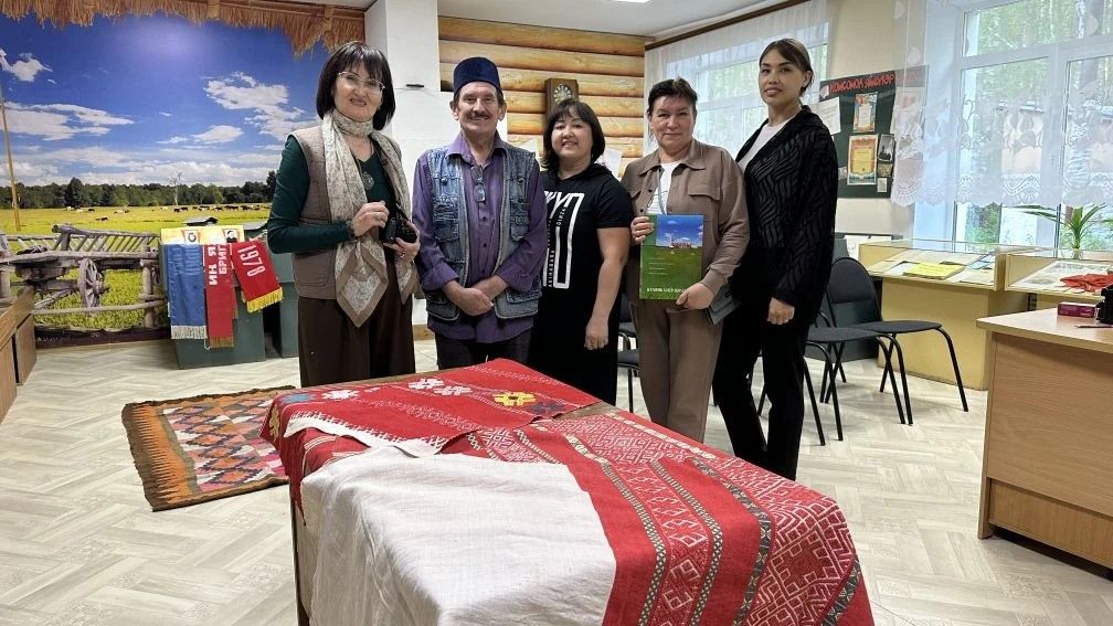 Азнакай авылларында татар йортларының серләрен өйрәнделәр
