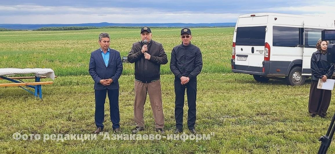 Азнакай сабанчылары үзләренең осталыгын сынады: районның иң уңган механизаторлары ачыкланды