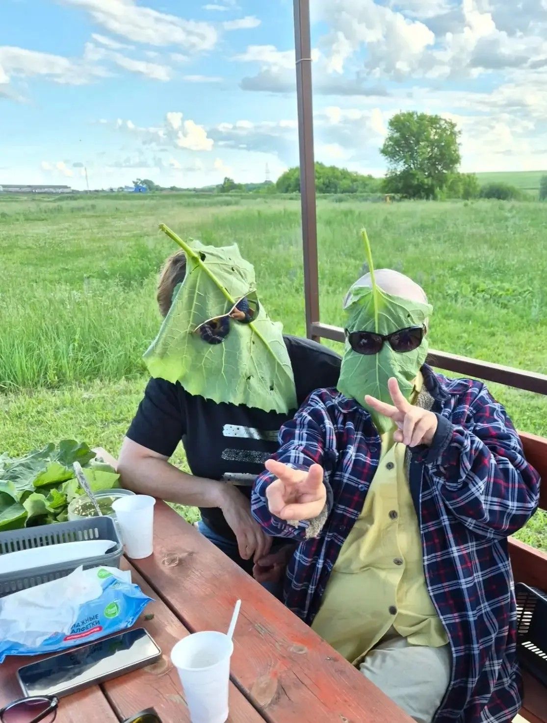 Азнакай районында әрекмәннән кием ясау бәйгесе үткәрделәр