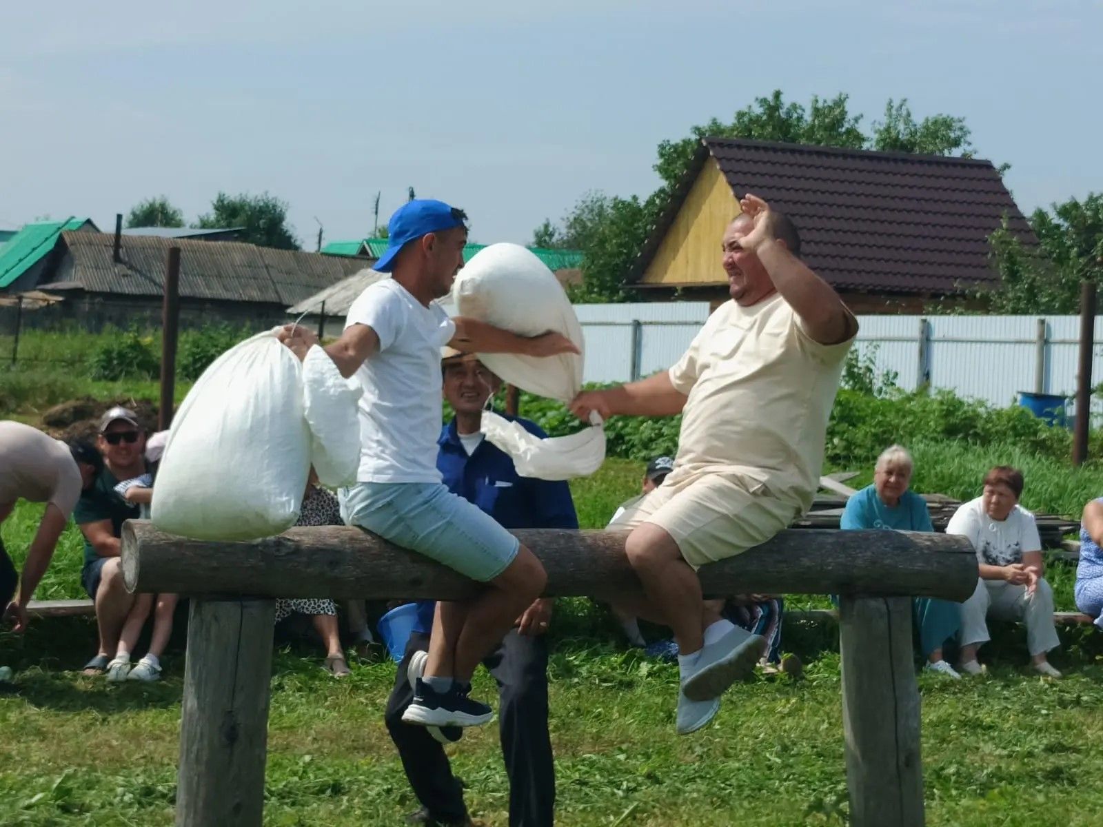 Кызыл Сукачы авылында милли бәйрәм гөрләде!