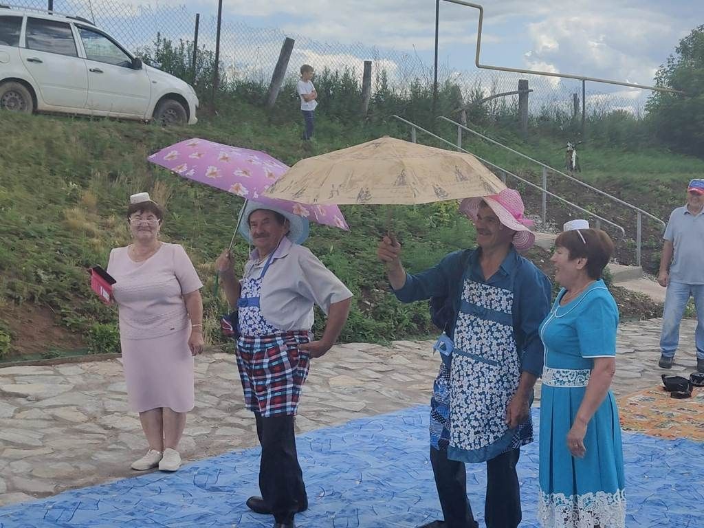 Татшуган авылында волонтерларның бәйрәм чарасы үтте