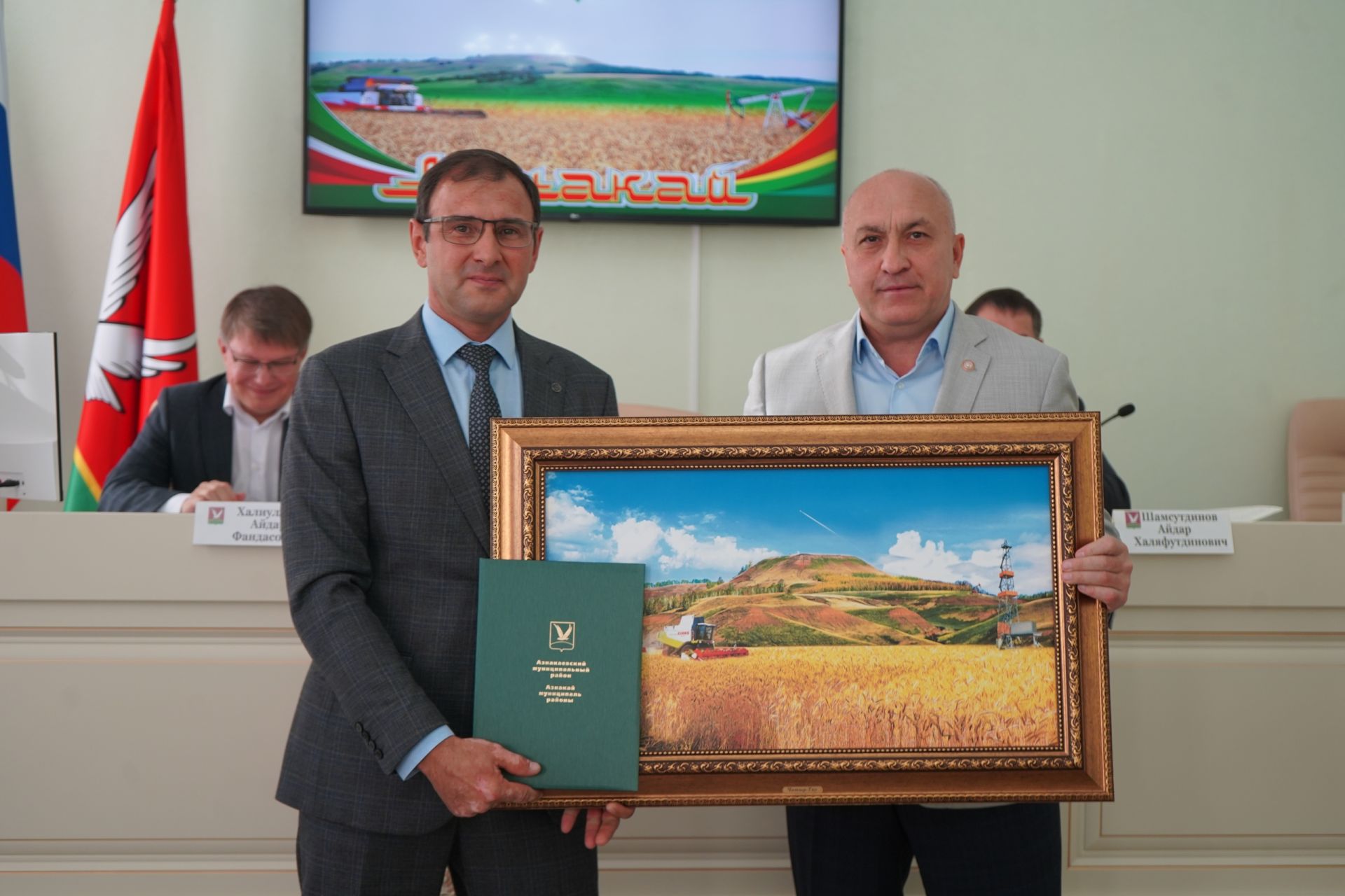 Еженедельное совещание руководителей предприятий и организаций