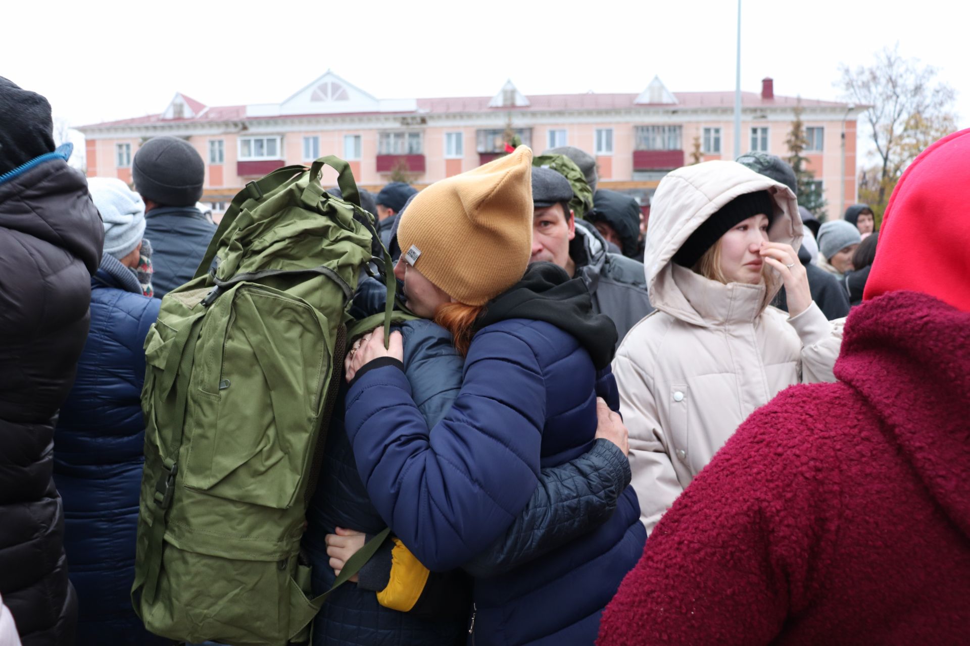 Азнакайдан мобилизацияләнгән 45 егетне хәрби өйрәнүләргә озаттылар