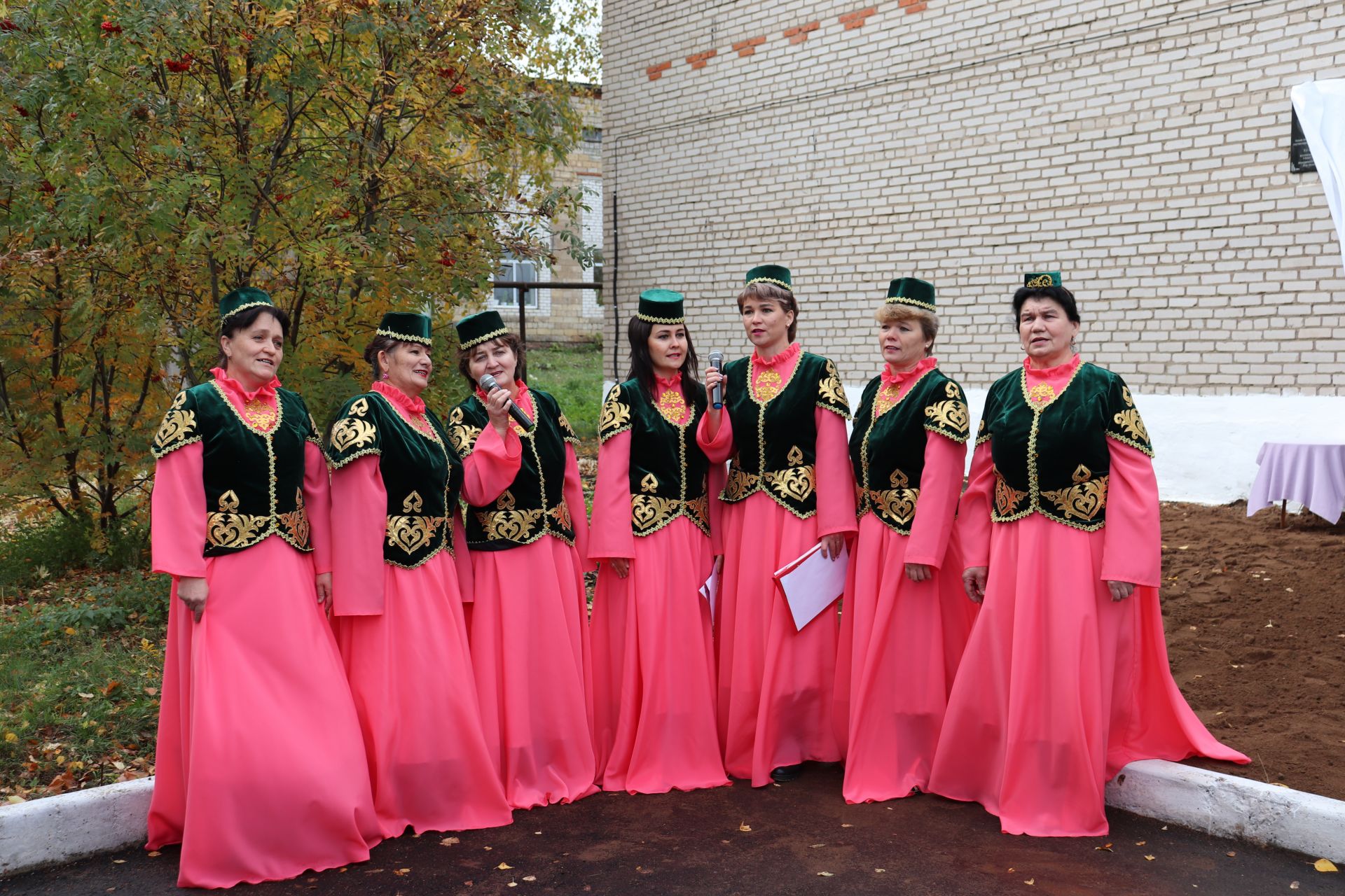 Татшуган авылында сугыш һәм хезмәт ветераны истәлегенә такта ачылды