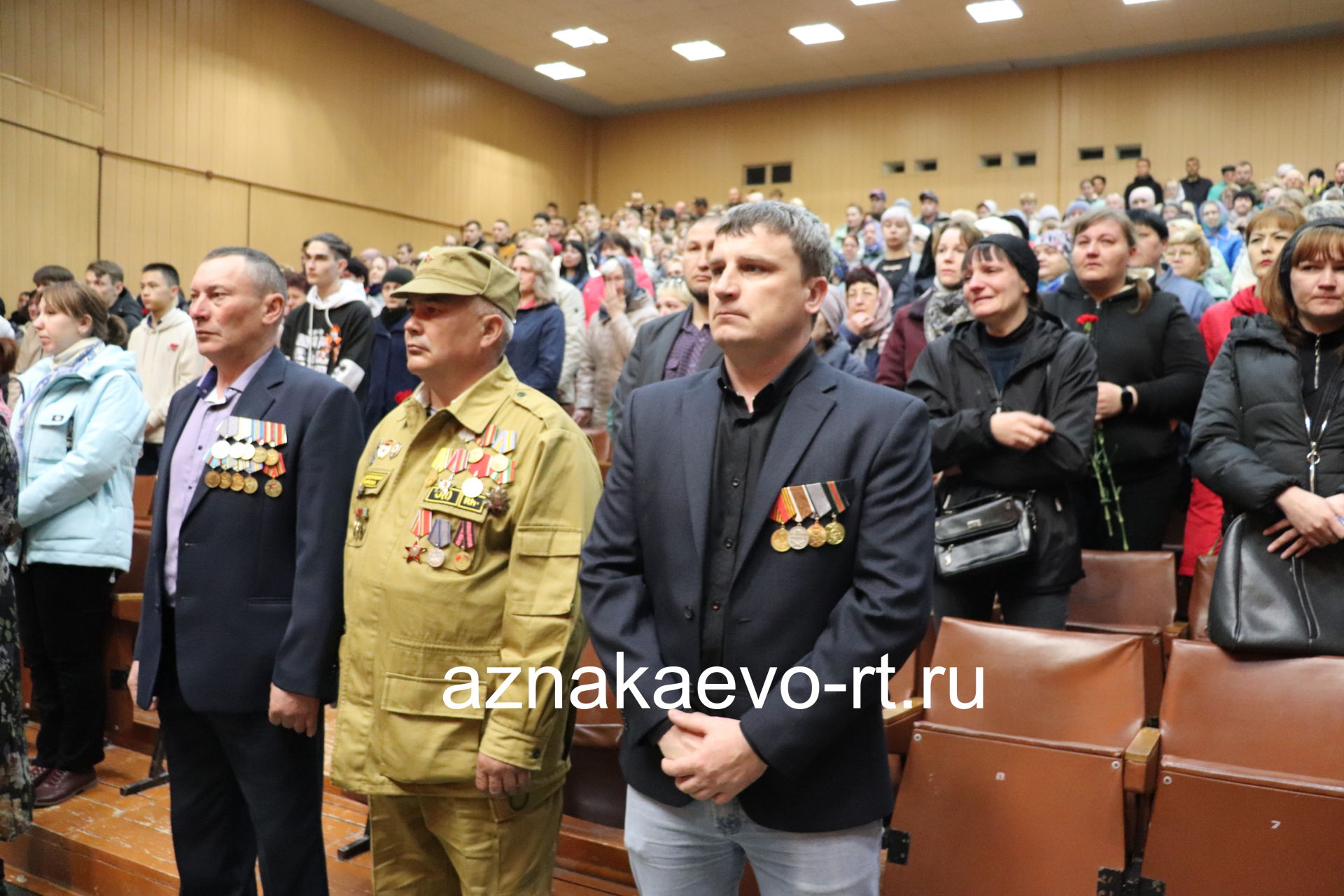 Актүбәдә Николай Петрушин белән хушлаштылар