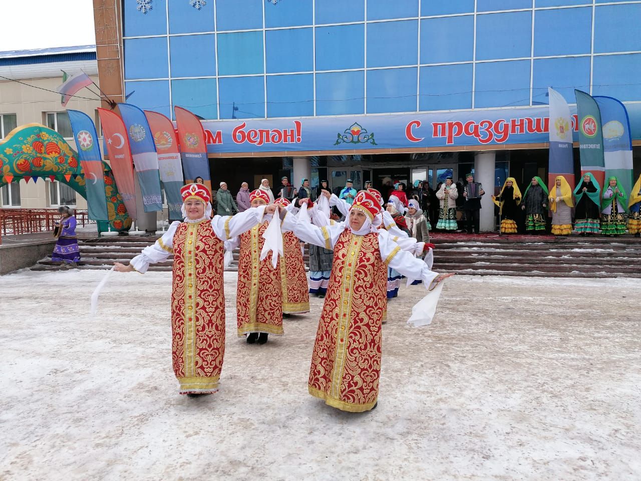 Азнакайда Педагог һәм остаз, Милли мәдәният һәм традицияләр елларына старт бирелде