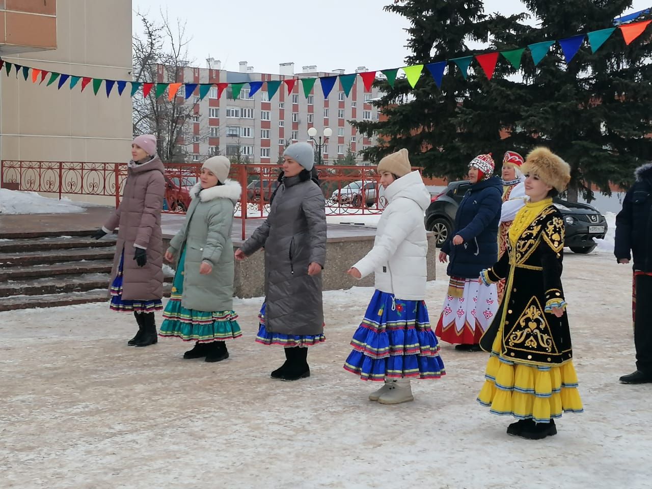 Азнакайда Педагог һәм остаз, Милли мәдәният һәм традицияләр елларына старт бирелде