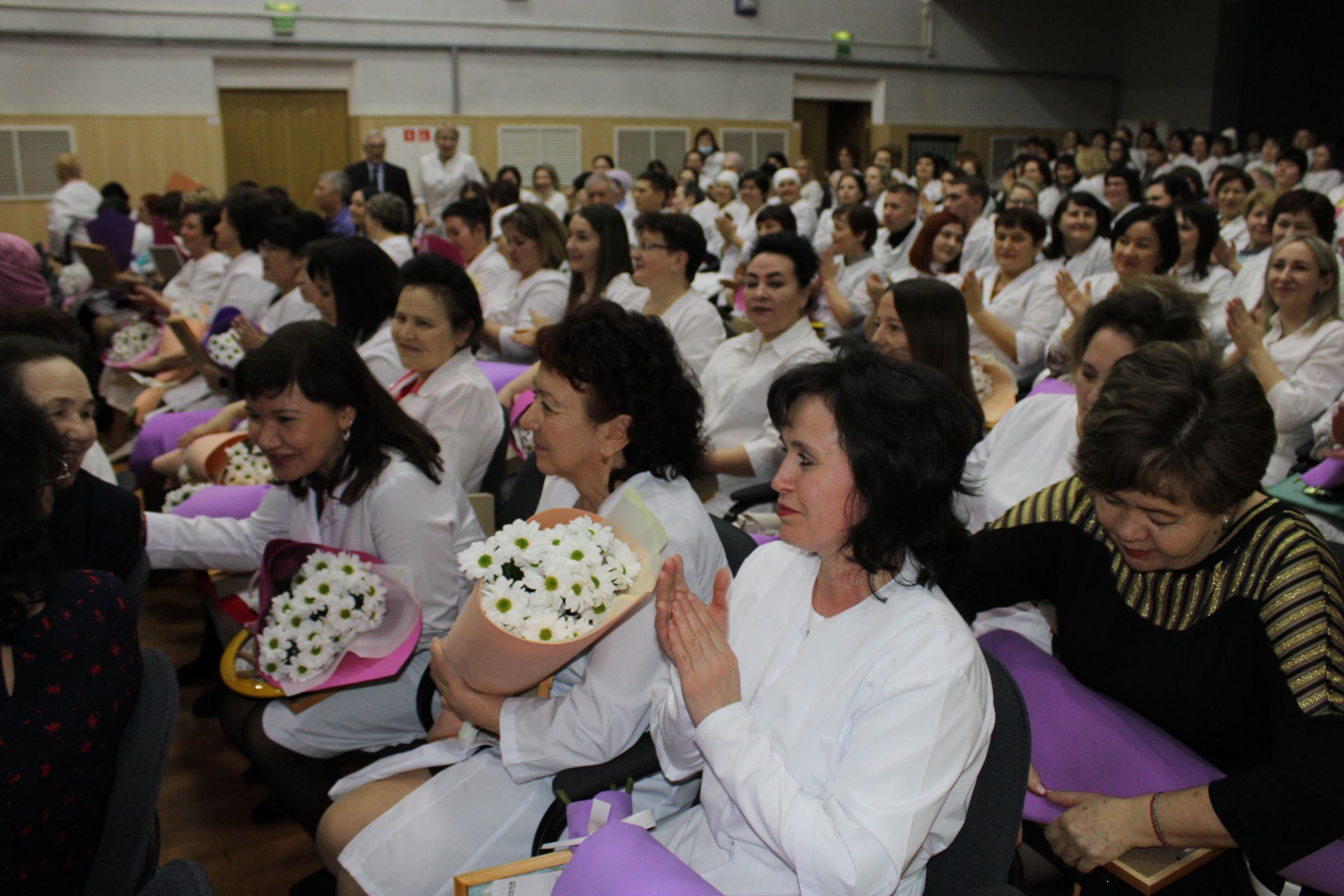 Азнакайда сәламәтлек саклау хезмәткәрләренең йомгаклау киңәшмәсе узды