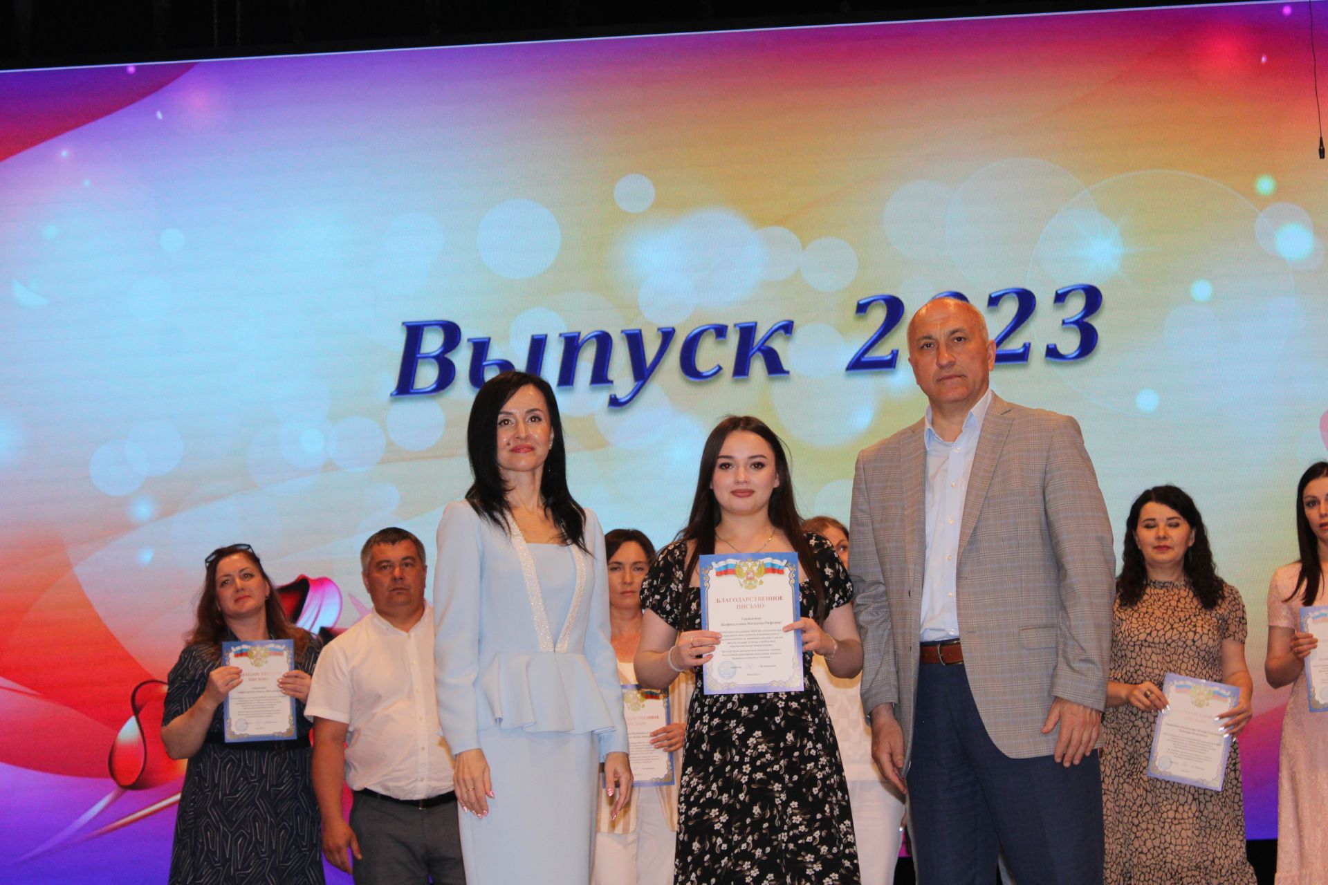 В Азнакаевской детской школе искусств прошёл выпускной вечер