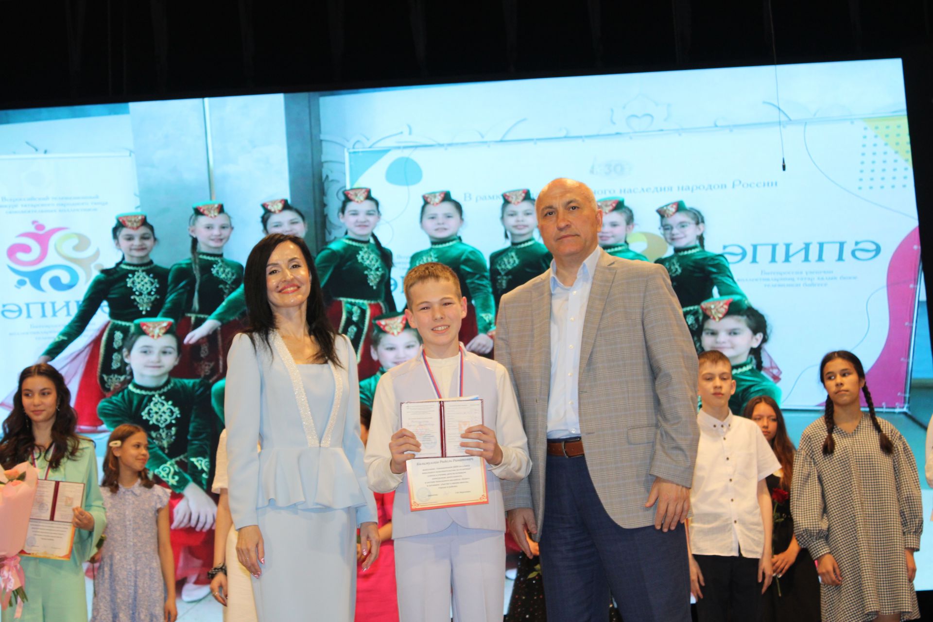В Азнакаевской детской школе искусств прошёл выпускной вечер