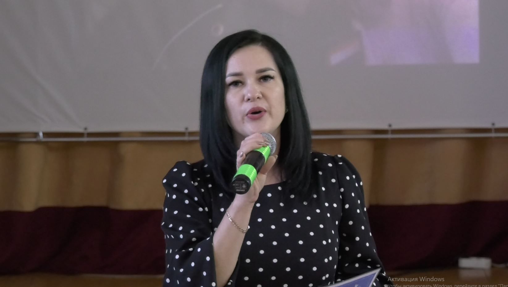 В Азнакаевской гимназии состоялось мероприятие посвящённое ко Дню матери