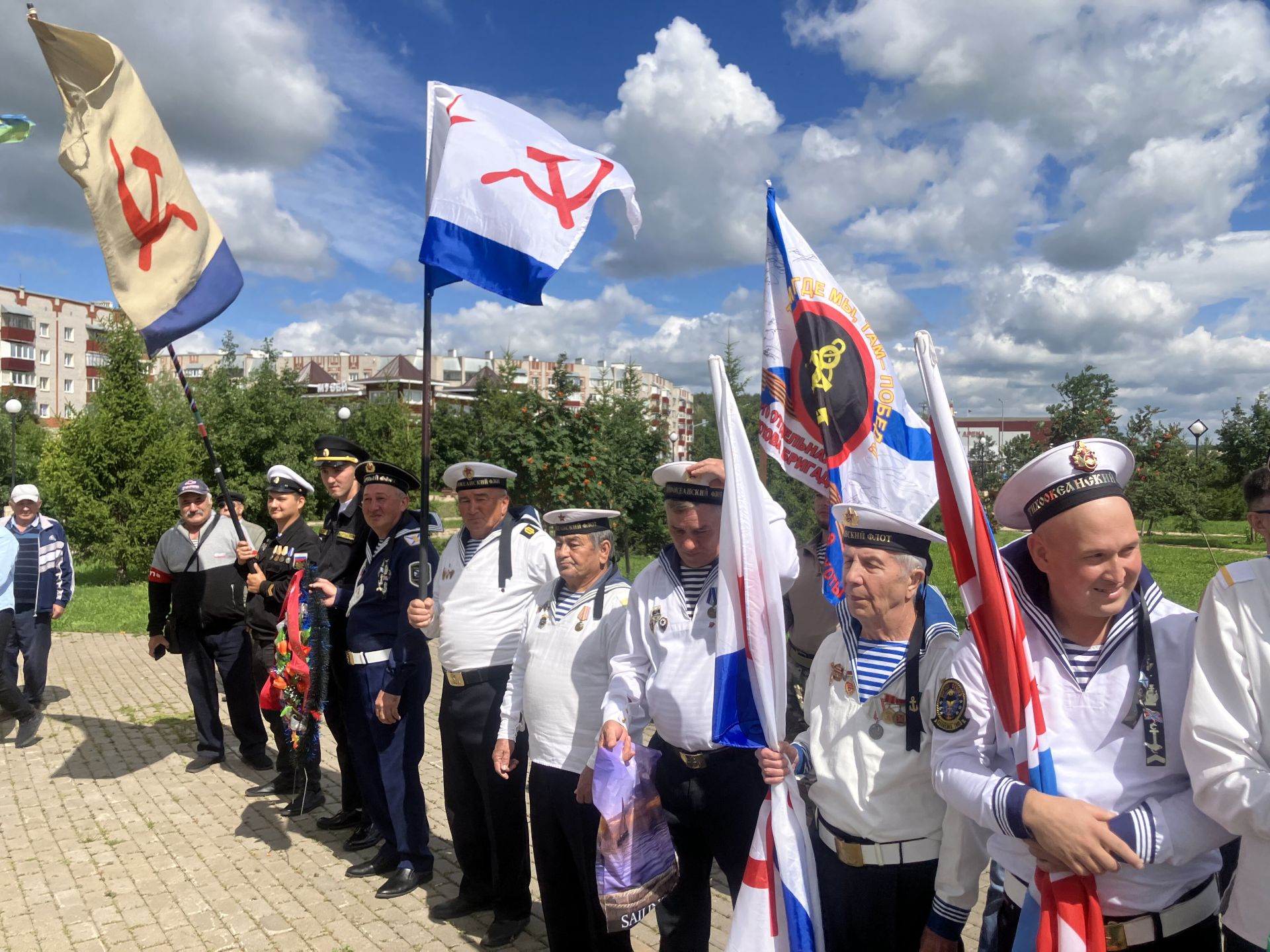 28 июля в Азнакаево состоялся торжественный митинг посвященный ВМФ