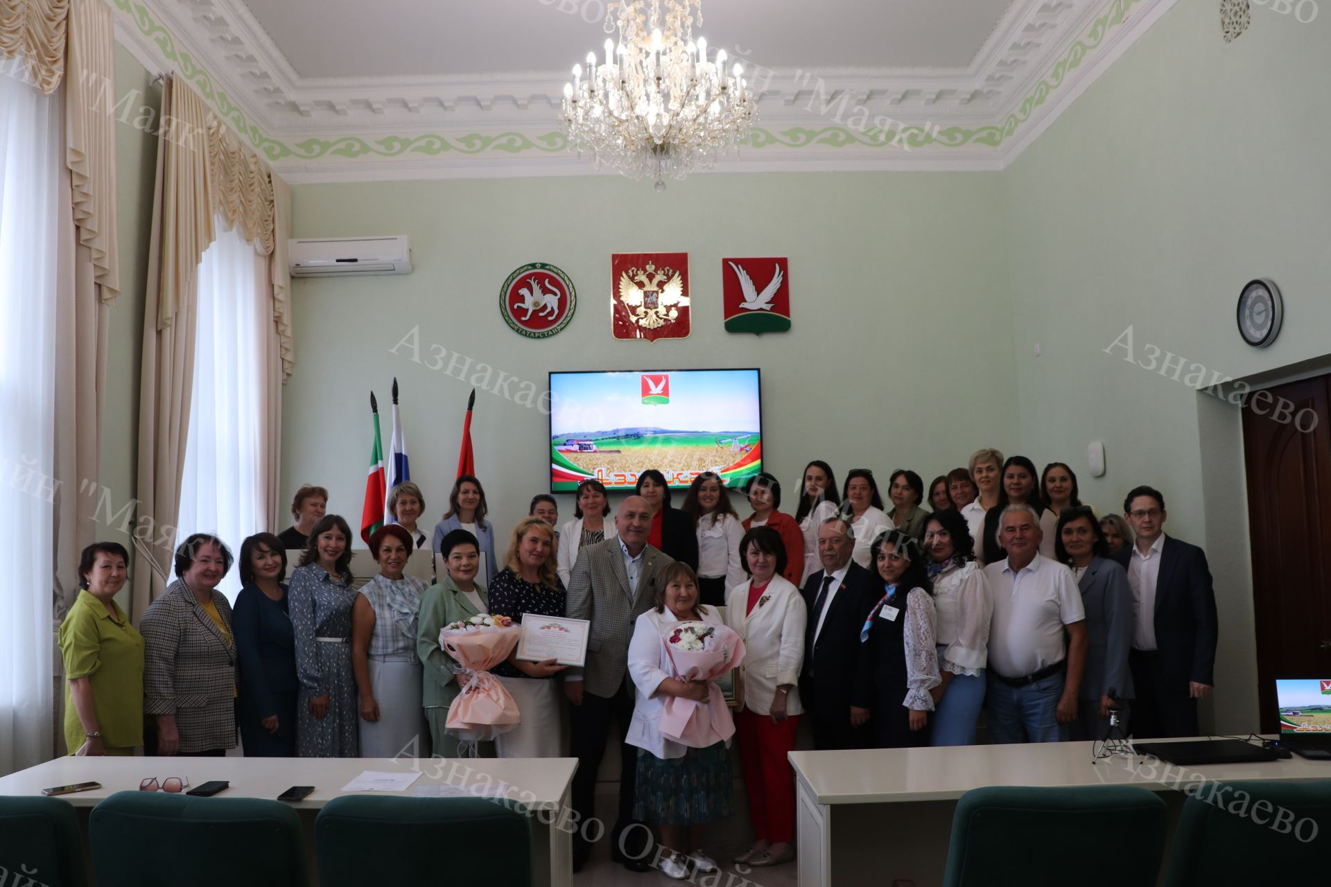 Собрание трудового коллектива отдела соц.защиты и центра занятости