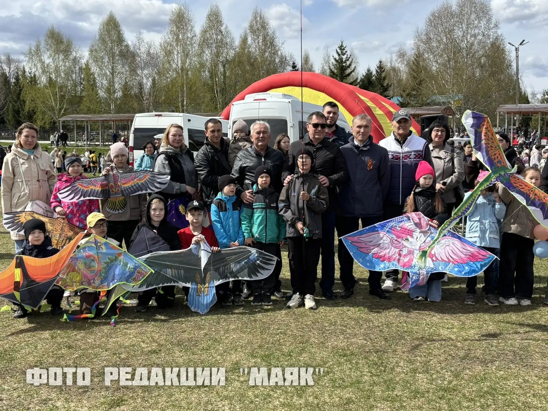 В Азнакаево широко отметили праздник Весны и Труда: концерт, игры и спортивные соревнования