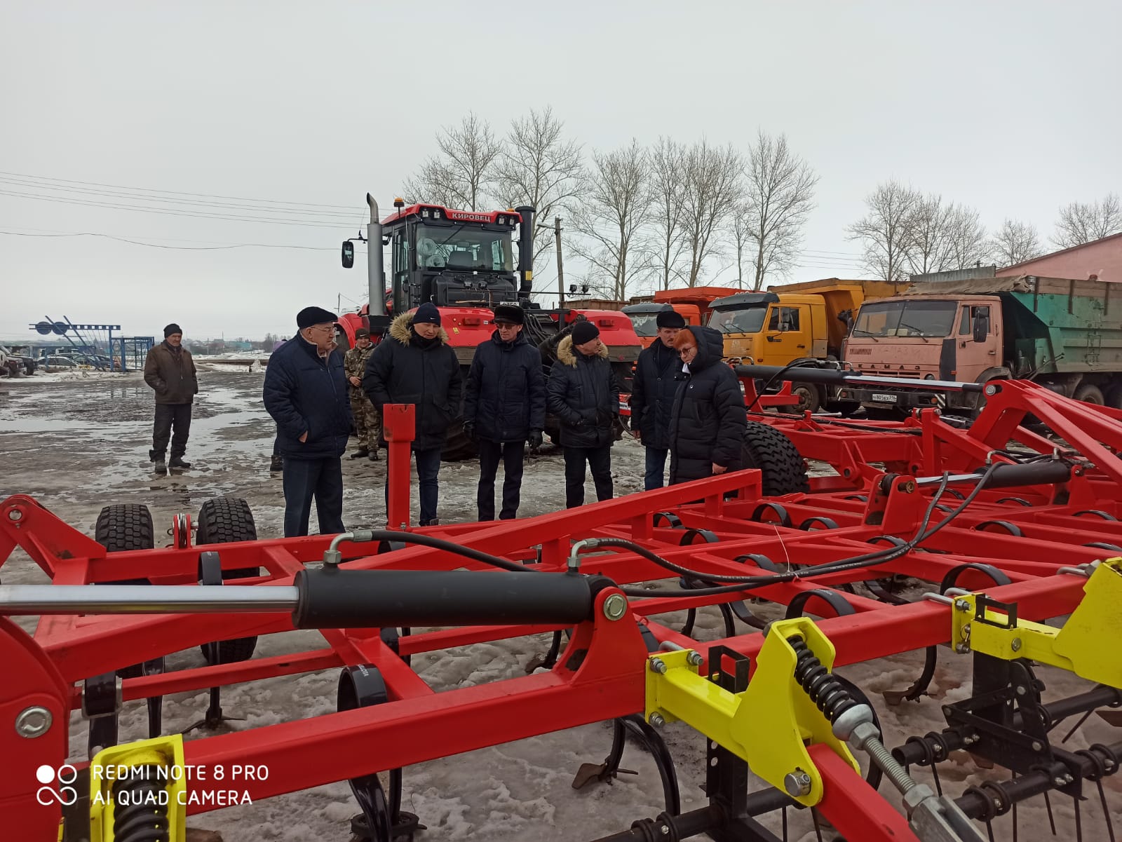 Азнакаево готово к весенним полевым работам: комиссия проверила сельхозтехнику