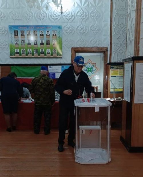 Среди первых в селе Агерзе проголосовали ветераны