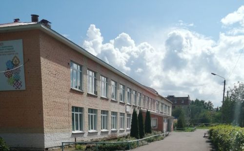 Азнакай шәһәренең 5 нче урта мәктәбе